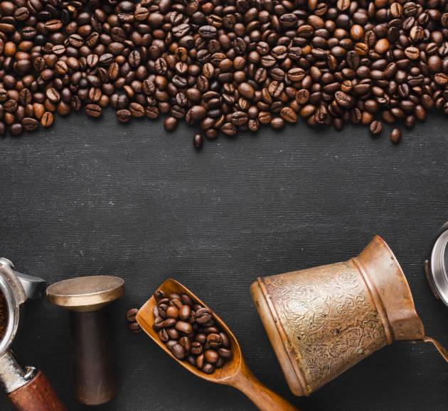 roasted-coffee-beans-with-accessories